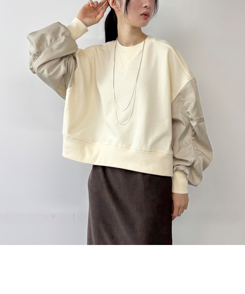 異素材使い裏起毛プルオーバー