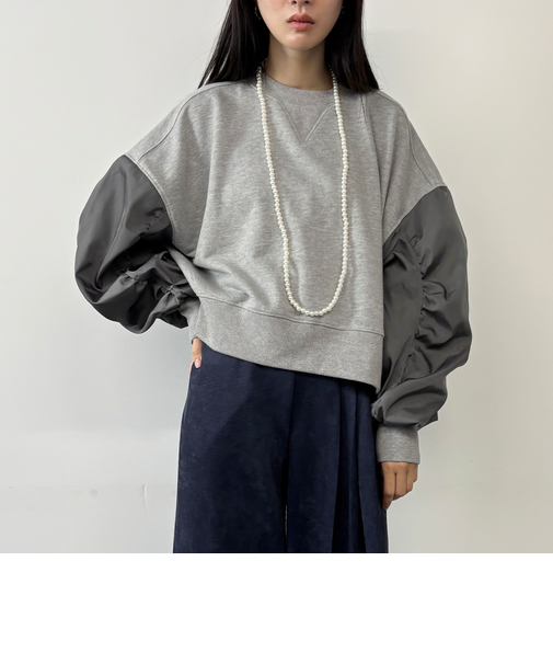 異素材使い裏起毛プルオーバー