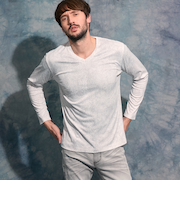 パイソン柄プリントVネックプルオーバー