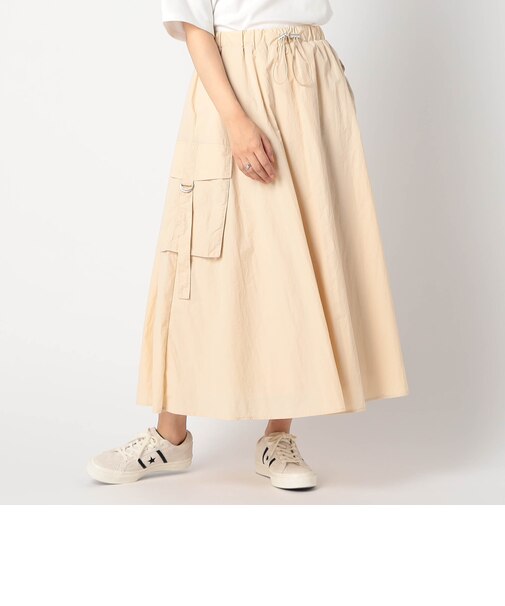 カーゴ付きロングスカート