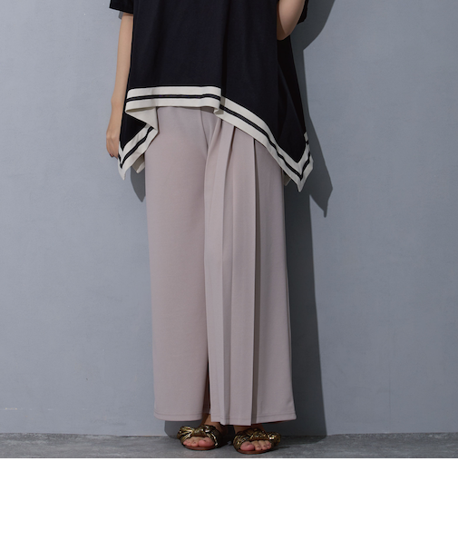 アシンメトリープリーツパンツ