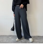 ベルト付きプリーツパンツ
