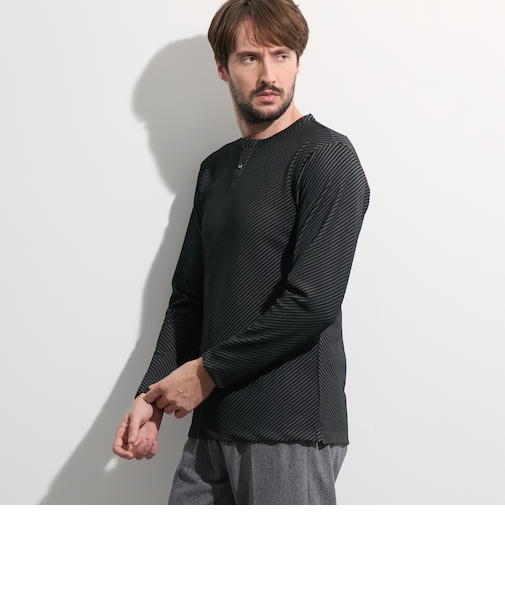 ブライトタックバイアスヘンリーネックプルオーバー