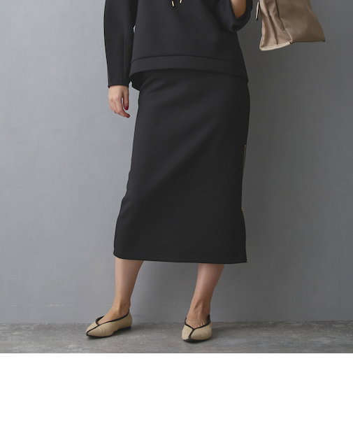 サイドZIPタイトスカート／ダンボールポンチ