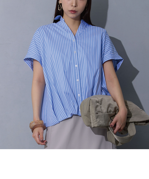 裾タックブラウス