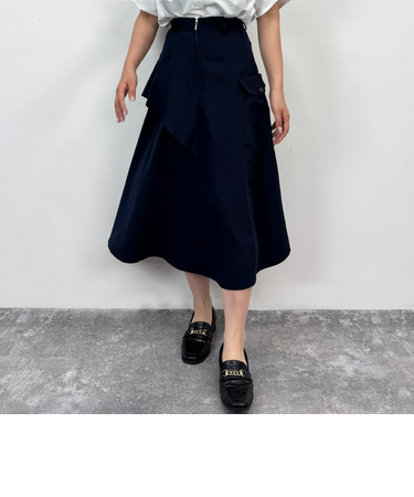 トレンチアシメスカート