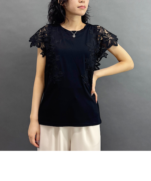 袖レースプルオーバー