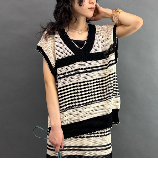 メッシュボーダーニットベスト