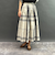 チェックスカート