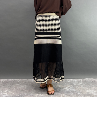 ペプラムニットスカート