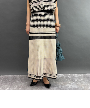 ペプラムニットスカート