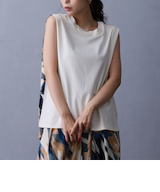 バック柄プリントスリーブレスTシャツ