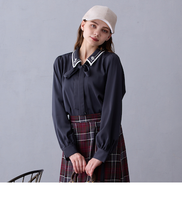 衿パイピングタイブラウス