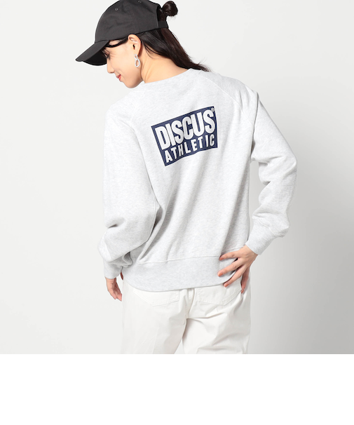 【DISCUS】別注 ICONICバックプリントトレーナー