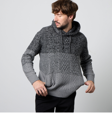 ケーブルグラデーションフーテッドプルオーバーニット