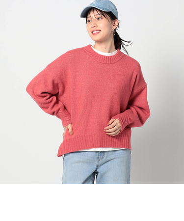 ショートクルーネックニット