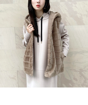 リバーシブルファーベスト