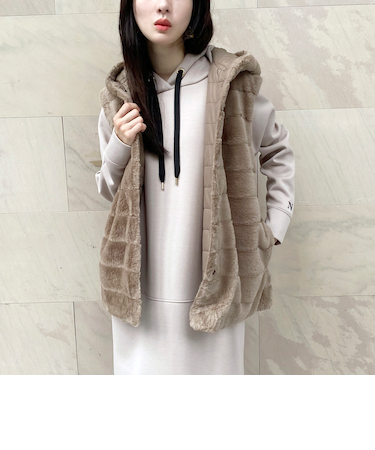 リバーシブルファーベスト