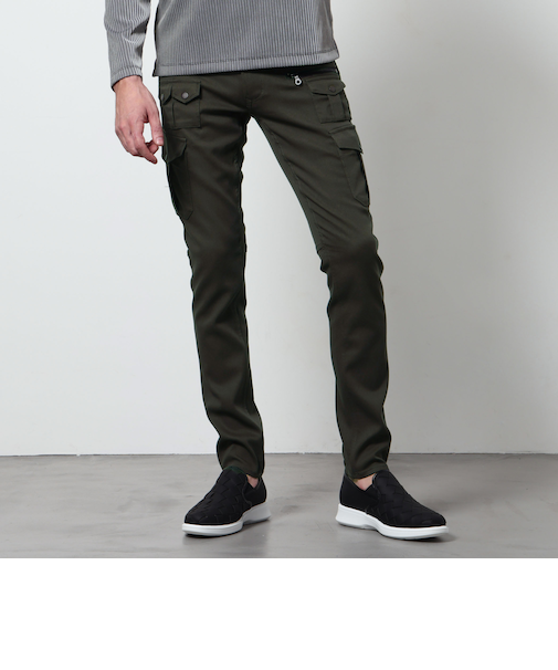 ガムストレッチ多ポケットカーゴ