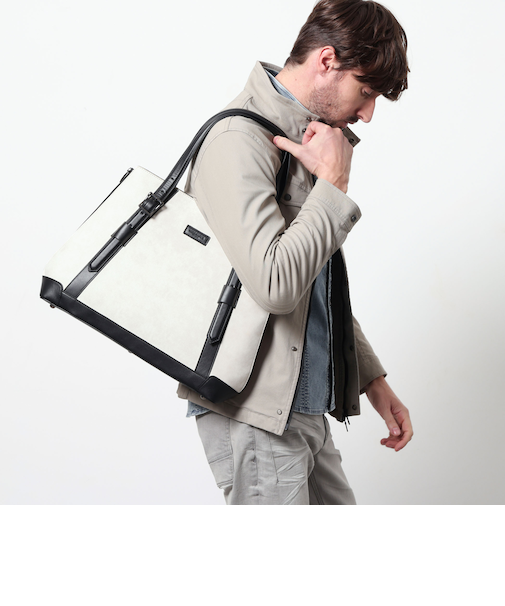 サイドジップトートバッグ