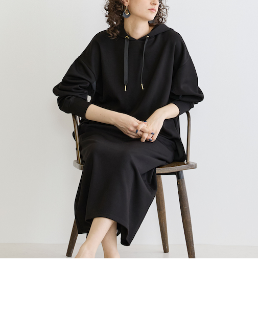 【セットアップアイテム】フードプルオーバー×タイトスカート