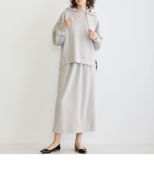 【セットアップアイテム】フードプルオーバー×タイトスカート