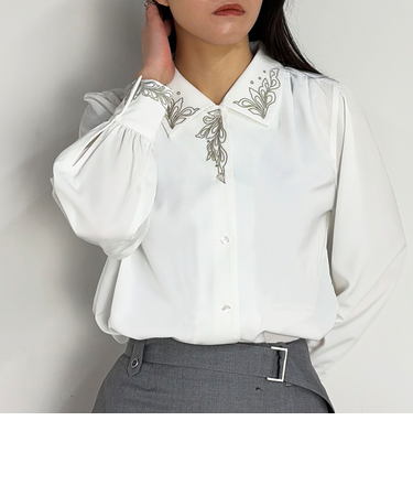刺繍デザインブラウス
