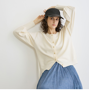 ニットカーディガン