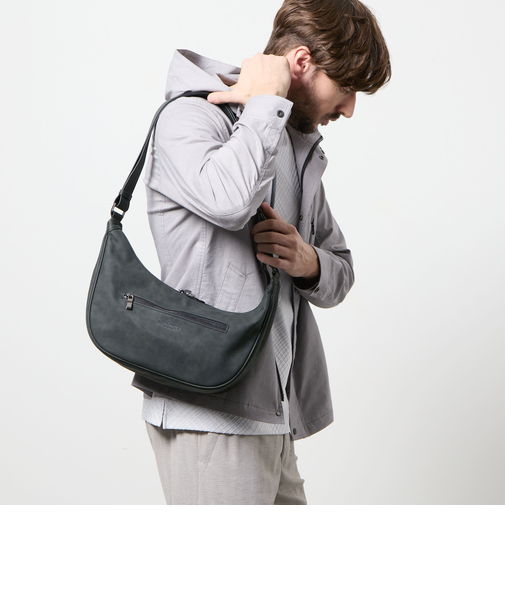 ラウンドショルダーバッグ