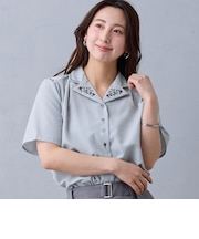 開襟刺繍ブラウス