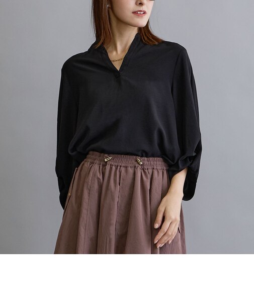 タックパフブラウス