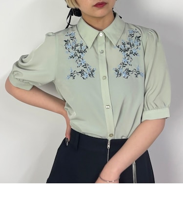 ボタニカル刺繍ブラウス