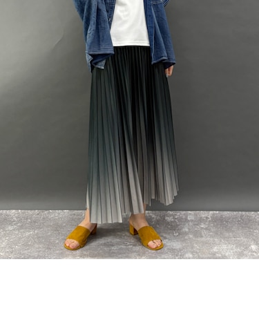 着心地抜群!大人グラデーションプリーツスカート