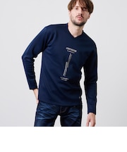ストレッチポンチジェルプリントVネック長袖Tシャツ
