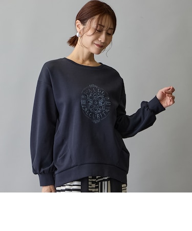 モチーフ刺繍入りダンボールプルオーバー