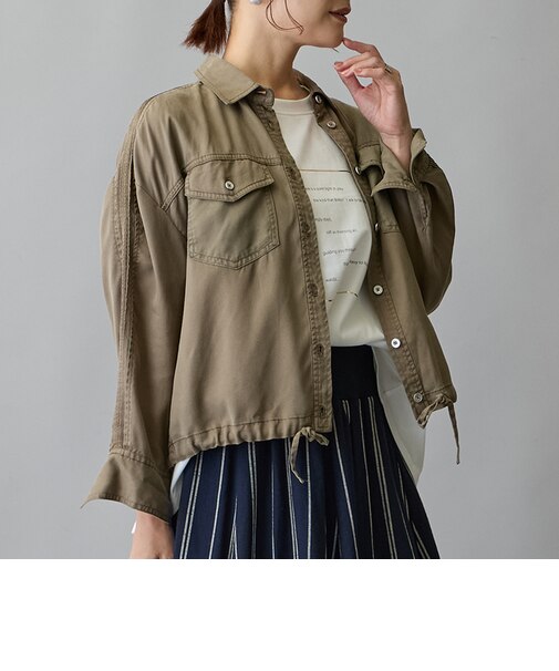 カラーデニム裾ドロスト入りシャツ