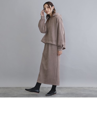 大人かわいい フーディー×ロングスカート セットアップ