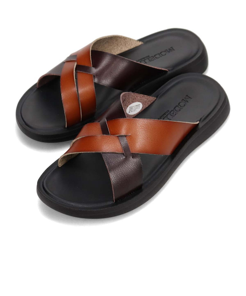 別注】＜CAMINANDO x HTC for UNITED ARROWS＞ スタッズ サンダル