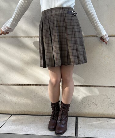 ベルト装飾プリーツキュロット