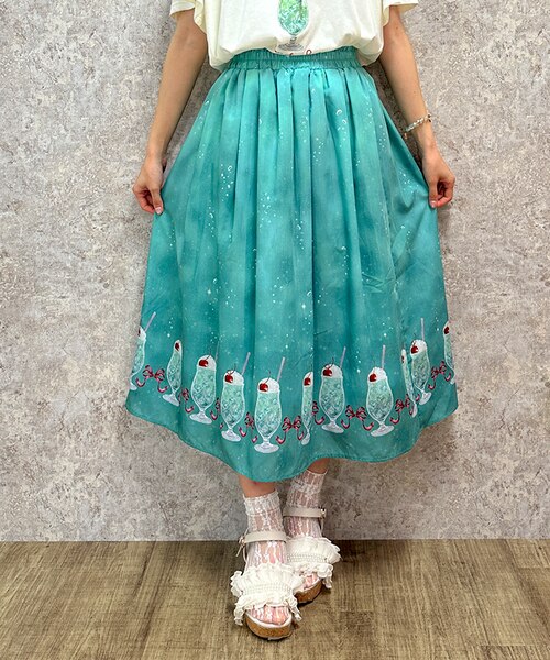 クリームソーダ柄スカート｜アクシーズファム アウトレットの