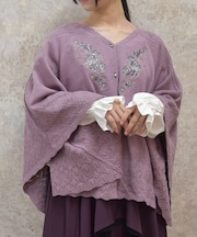 ローズ刺繍ニットポンチョ