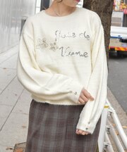 スパンコールロゴ刺繍ニット