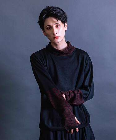 麻の葉文様タートルニット