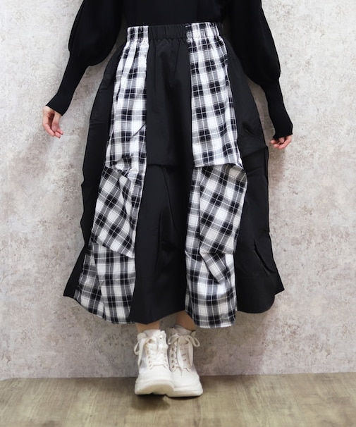 配色タックスカート