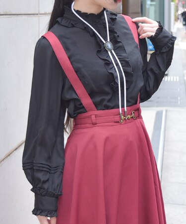 カメオループタイ付フリルＢＬ