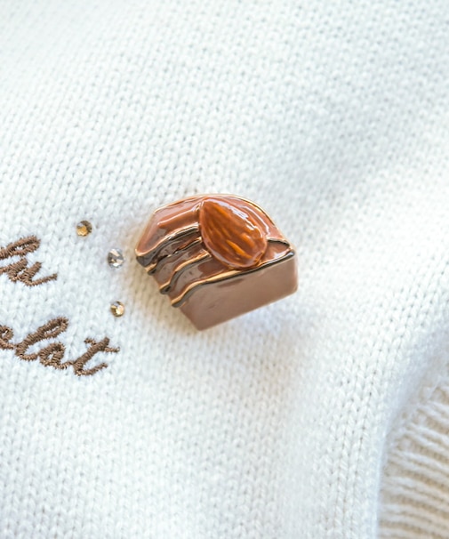 デリスショコラブローチピン