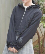 サガラ刺繍ショートパーカー