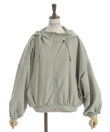 フード付マウンテンパーカー