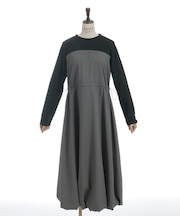 長袖ドッキングワンピース