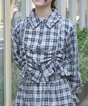 ショート丈ドロストブラウス